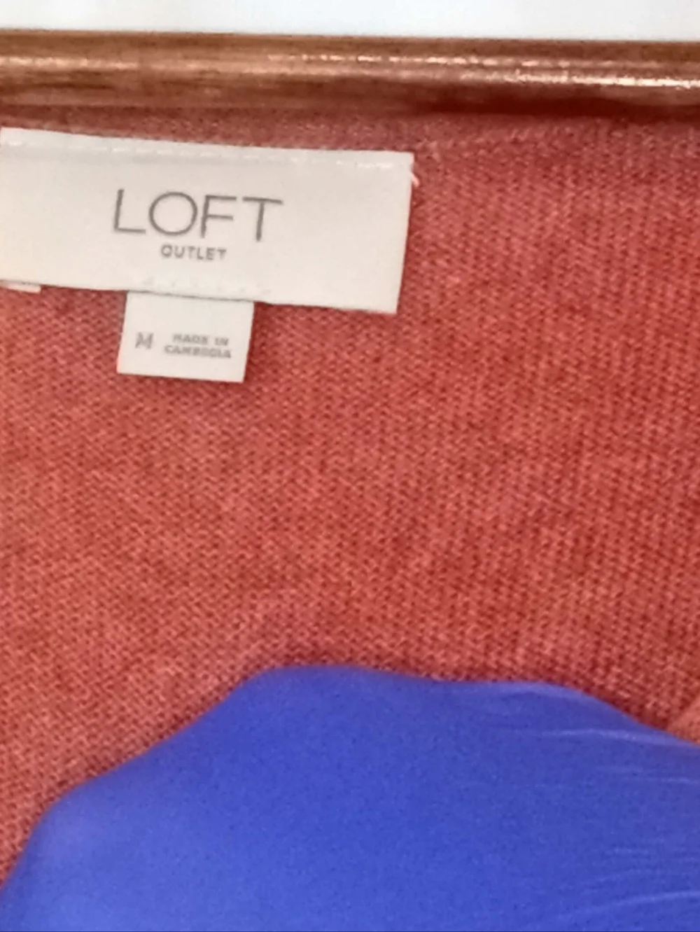 LOFT lightweight neck